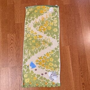 Studio Ghibli My Neighbor Totoro 30”x 13”" Floral Path Cotton Towel Marushin